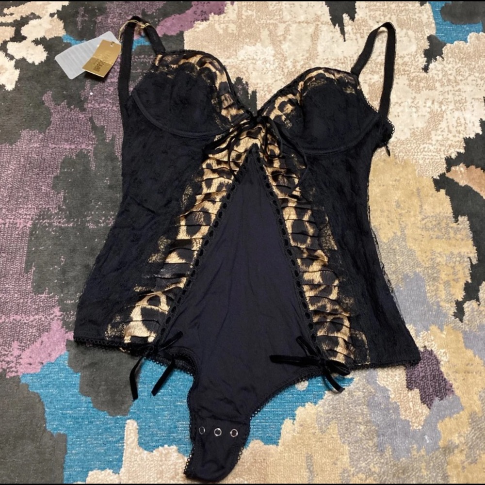NWT Roberto Cavalli lingerie thong small leopard